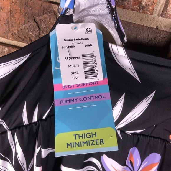 SWIM Solutions Flyaway One Piece Swimsuit - Picture 6 of 8